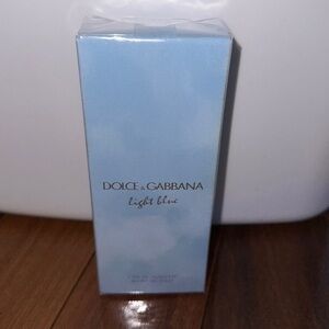 Dolce & Gabbana (light blue) Perfume